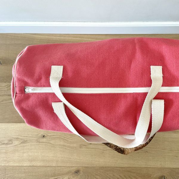 SPORTBAG PROVENZAL CORAL con asas blancas (personalizable)